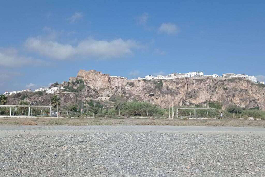 El Penon Idilico Piso A Pie De Playa Apartment Salobrena Ngoại thất bức ảnh